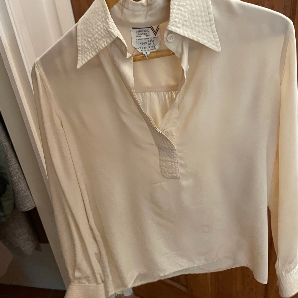 Vintage Valentino 100% silk blouse